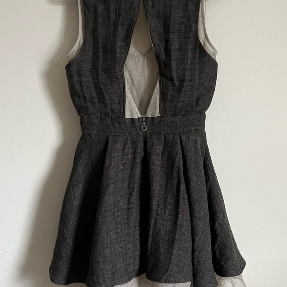 Trista + Tristan Kristine Megrikian Stunning Avante Garde Linen Dress Size 8 EUC - Picture 3 of 16